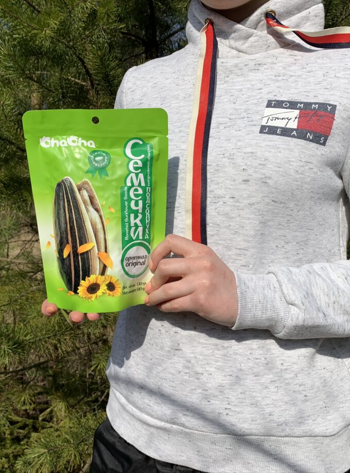 10 пачек жареных семечек подсолнечника ChaCha с оригинальным вкусом, в вакуумной упаковке, по 130 гр.