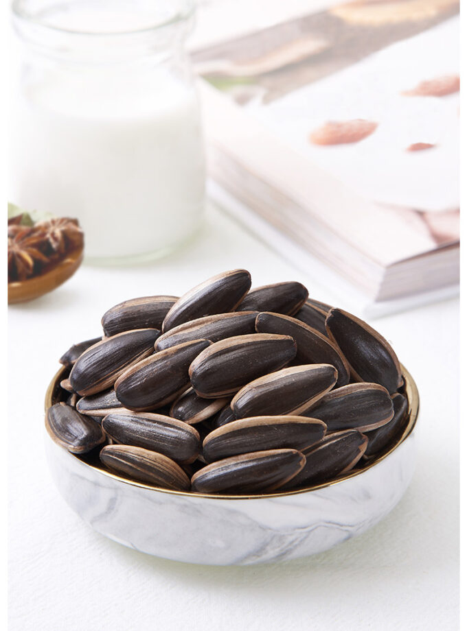 36 пачек жареных семечек подсолнечника ChaCha со сладкими специями, по 130 гр.